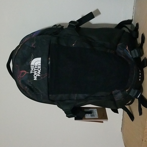 NEW! The North Face Recon fullsize backpack NWT - Picture 4 of 14